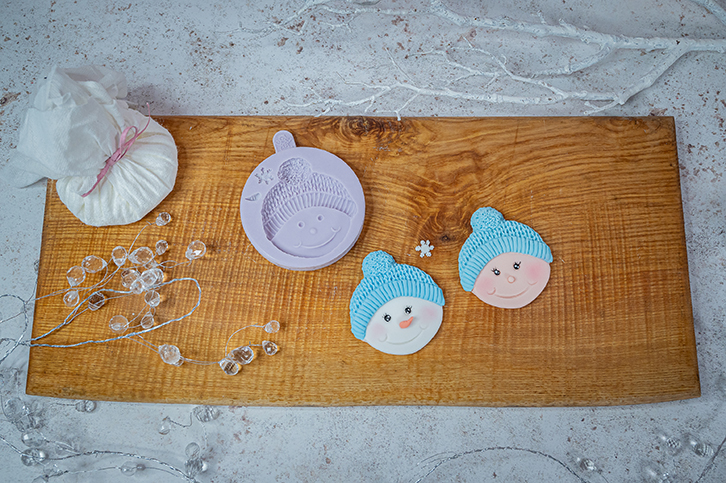 Cupcake Top - Snowman Bobble Silicone Mould