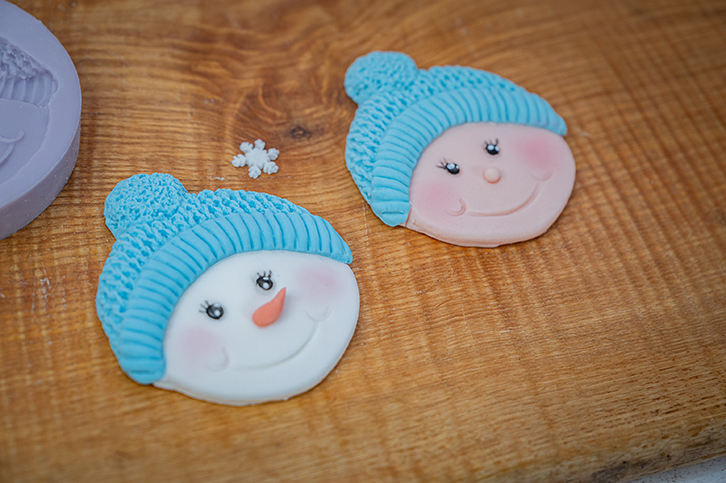 Cupcake Top - Snowman Bobble Silicone Mould