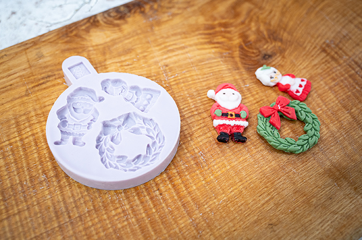 Miniature Mr & Mrs Claus Silicone Mould