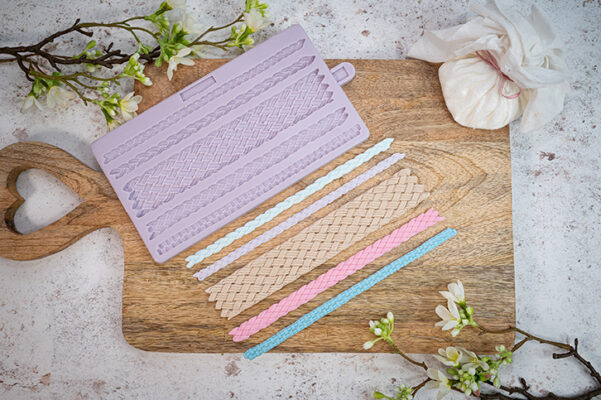 Plaited Borders Silicone Mould