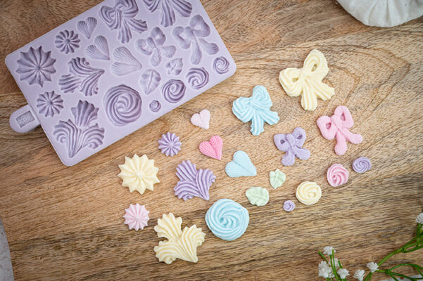 Lambeth Accessories Silicone Mould Lambeth Accessories Silicone Mould