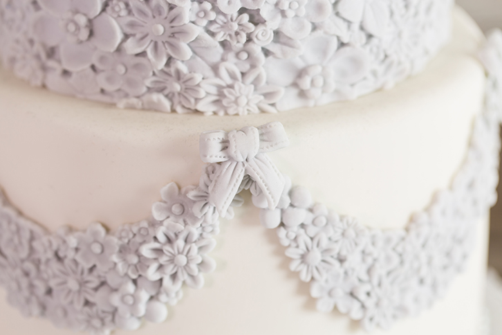 sugar flower garland silicone mould